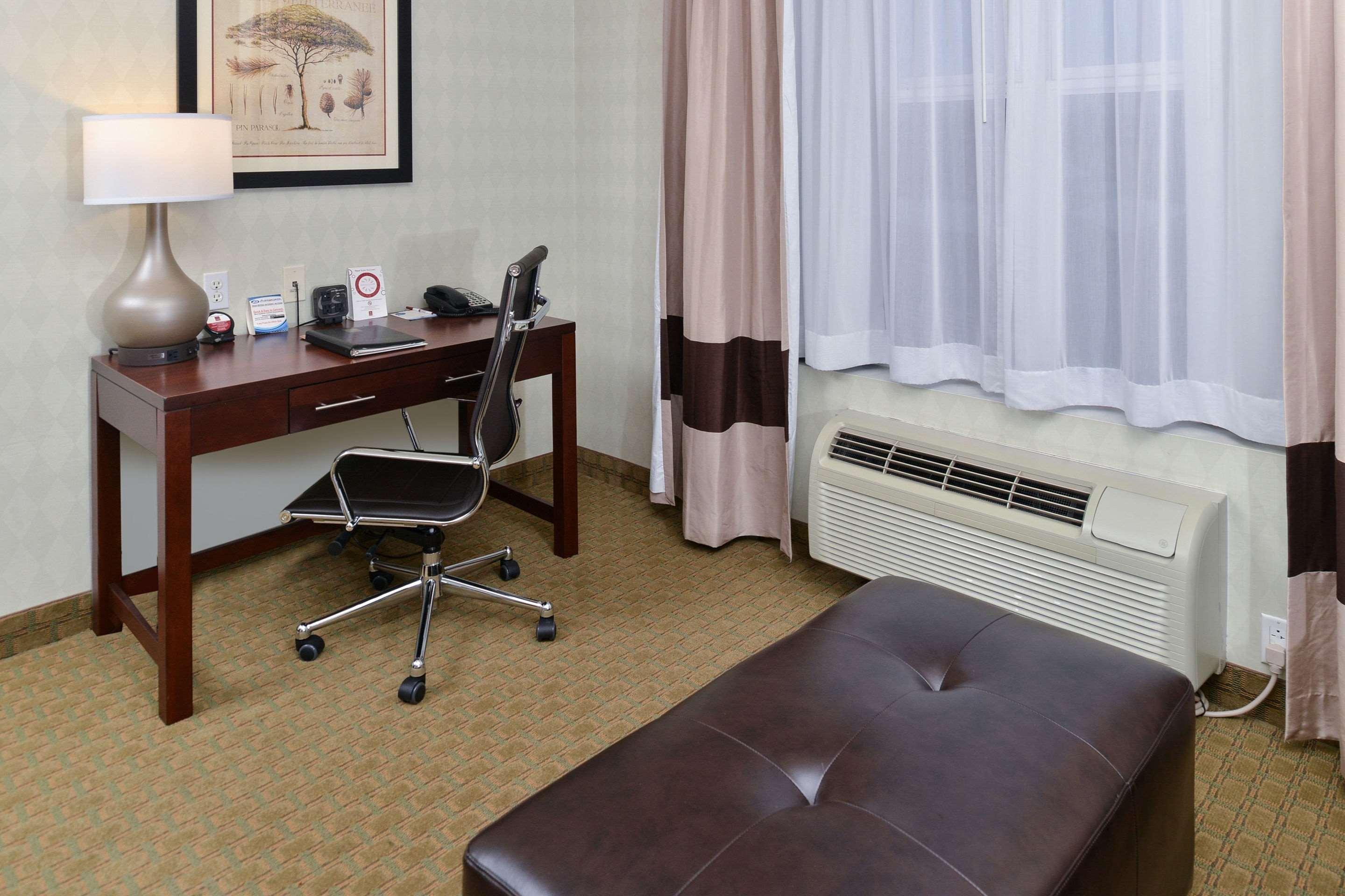 Comfort Suites Airport Tukwila Seattle מראה חיצוני תמונה